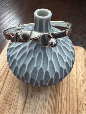 NWOT Sterling Silver Ball Accent Women's Bangle Bracelet